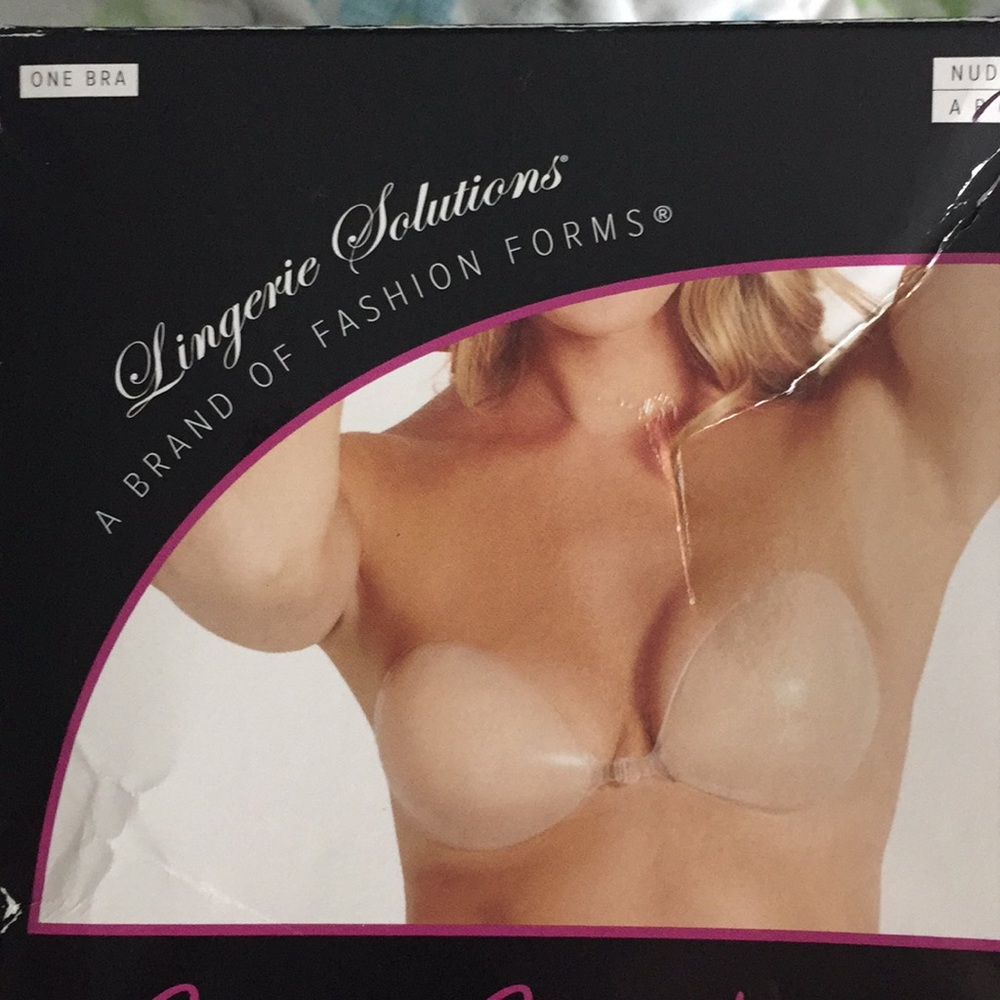 Strapless adhesive bra